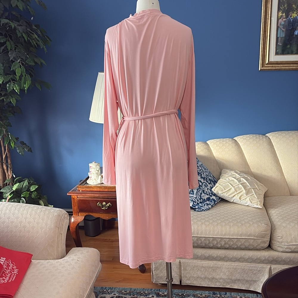 Latuza Pink Robe - Picture 4 of 8